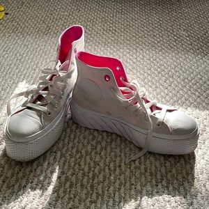 Beige Canvas & Leather High top platform Women Converse with Hot Pink lining
